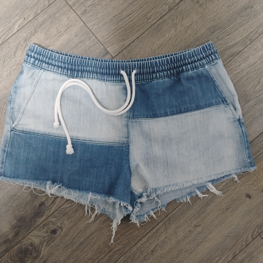 Aerie Patchwork Chambray Jean Women's Shorts SP Colorblock Raw Hem Hot Pants - Picture 8 of 10